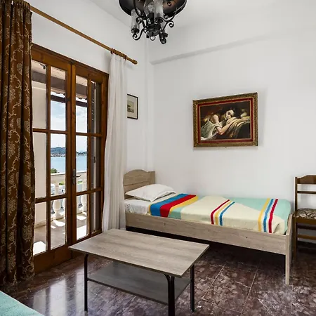 Aurora House بيت للعطل Sidárion