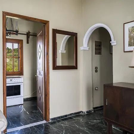 Aurora House * סידריון