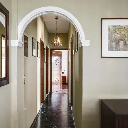 Aurora House بيت للعطل *