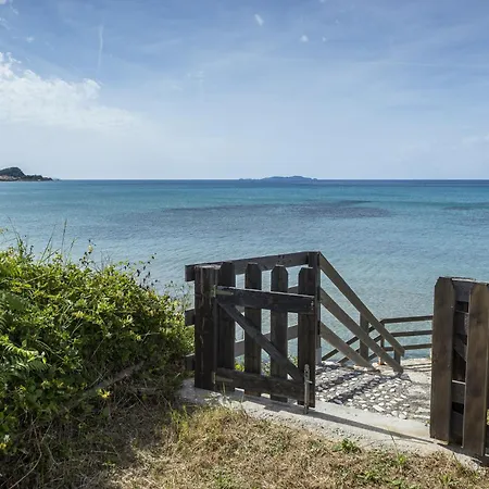 Aurora House בית נופש